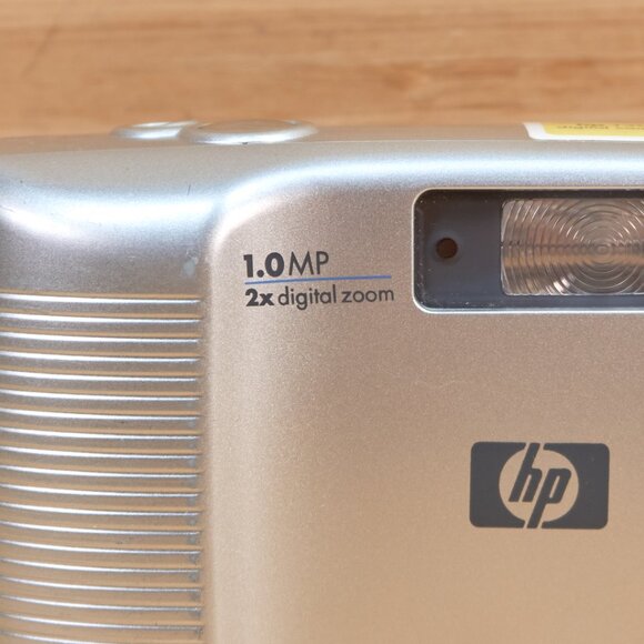 Vintage HP Photosmart 120 1 MP Digital Camera - Picture 2 of 10